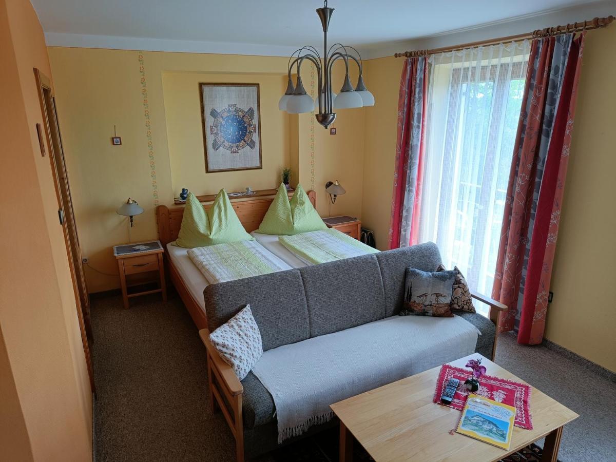 Haus Sundl - Privatzimmer Emmersdorf an der Donau Eksteriør billede
