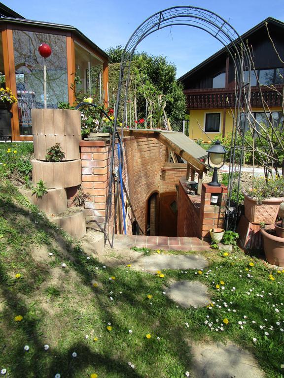 Haus Sundl - Privatzimmer Emmersdorf an der Donau Eksteriør billede